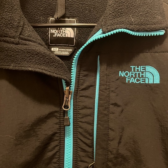 The North Face Denali Jacket - Picture 2 of 3